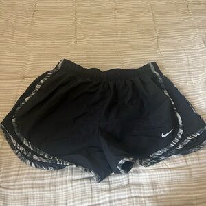 Nike Tempo Women's Black and Gray Athletic Shorts
